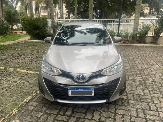 TOYOTA YARIS 1.3 16V FLEX XL MULTIDRIVE TOYOTA YARIS 1.3 16V FLEX XL MULTIDRIVE